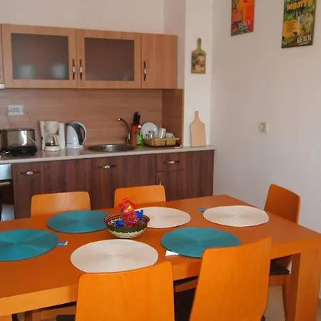 Cosy Flat 2 Bedroom Flat At Apartment Sweti Wlas